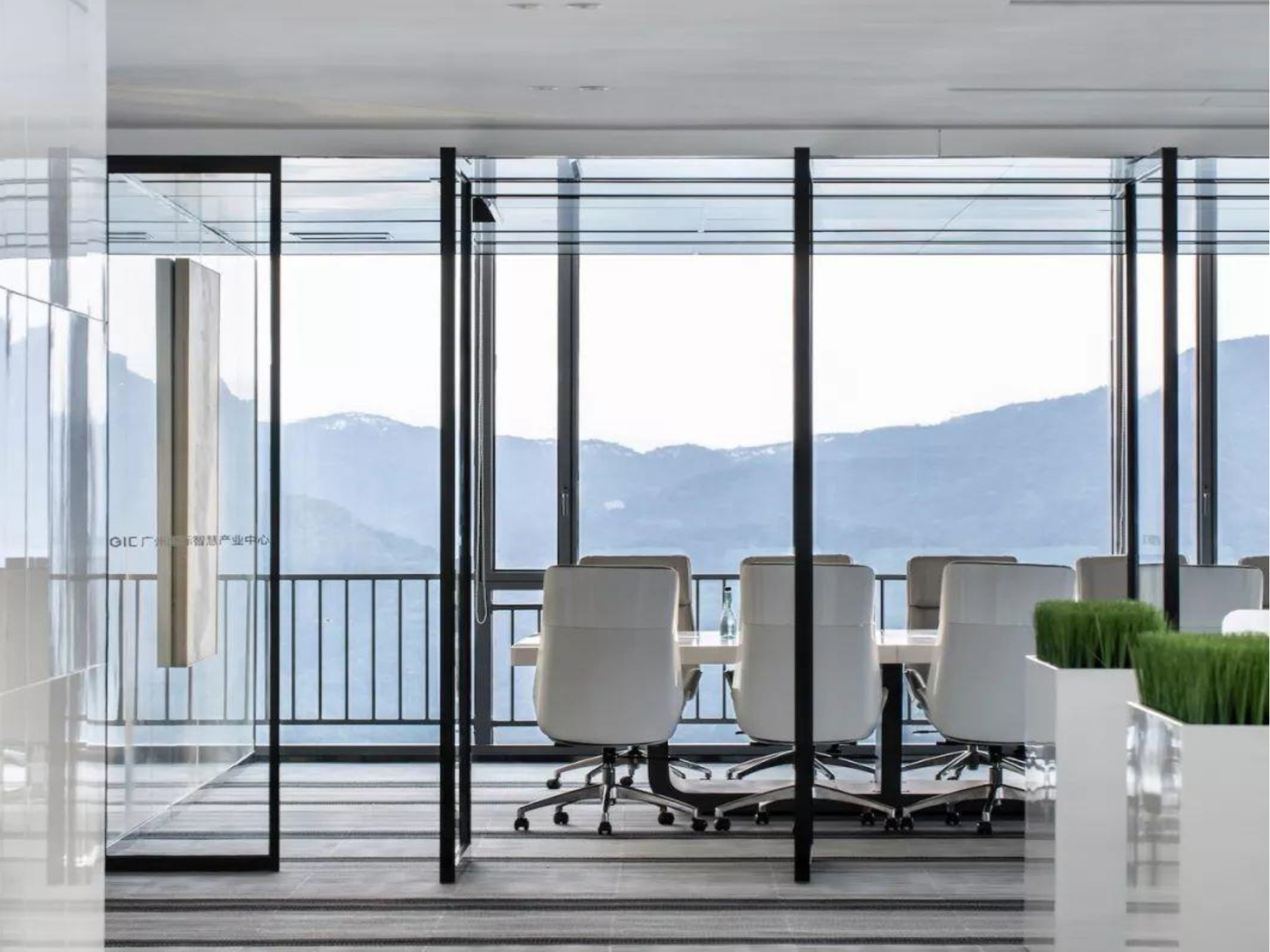 巢湖槐林漁具有限公司4000平方會(huì)議室裝修案例(圖1) 會(huì)議室3.jpg