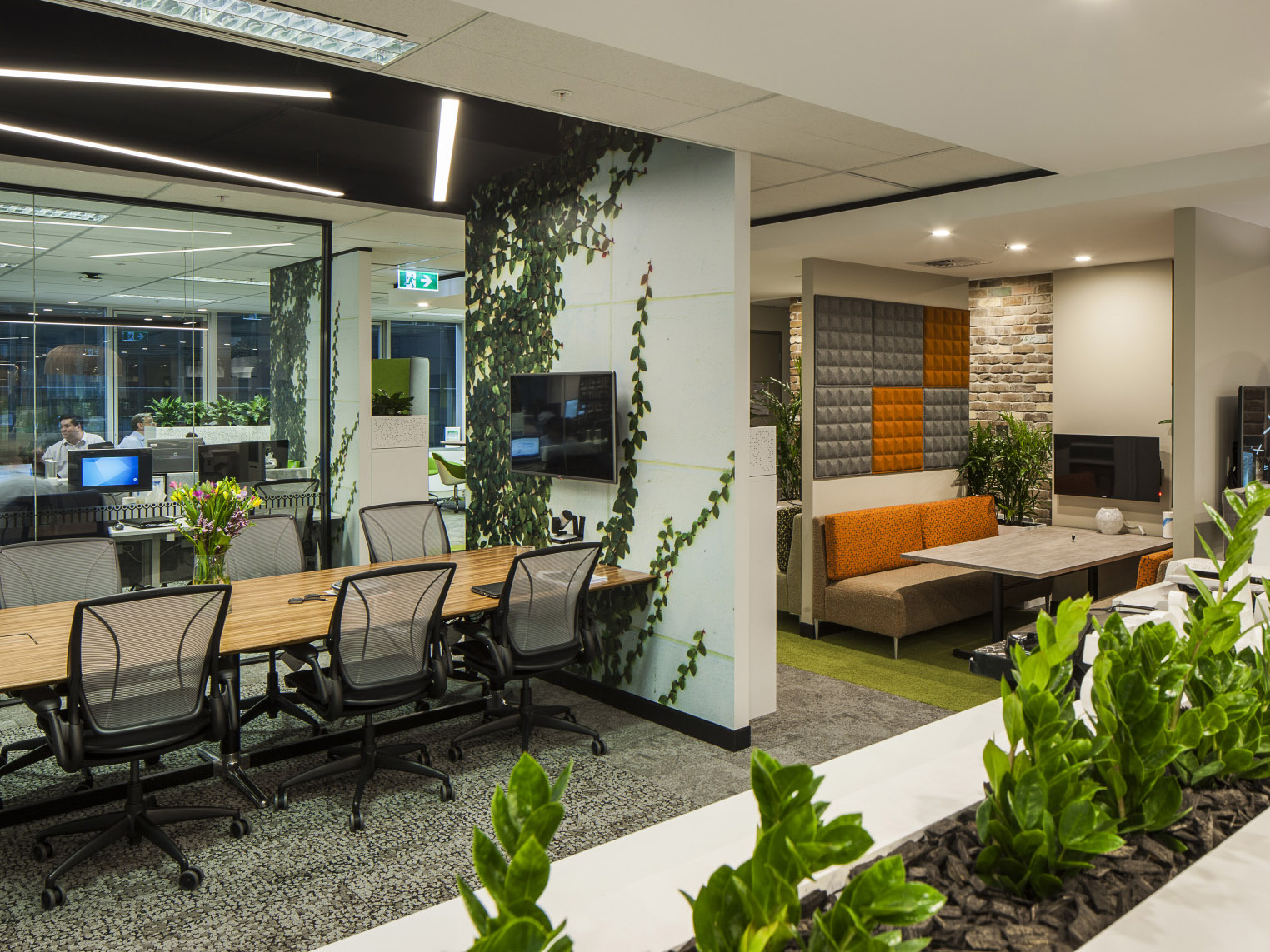 蕪湖1600平方現(xiàn)代簡約辦公室裝修設(shè)計案例(圖1) 國外辦公 (7) 副本.jpg