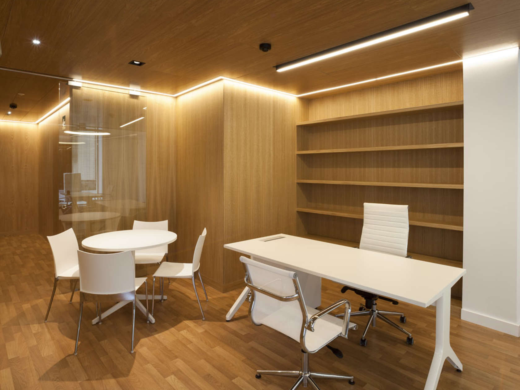 1200平方挑高復(fù)式辦公室裝修設(shè)計(jì)項(xiàng)目(圖2) 國外辦公 (5) 副本.jpg